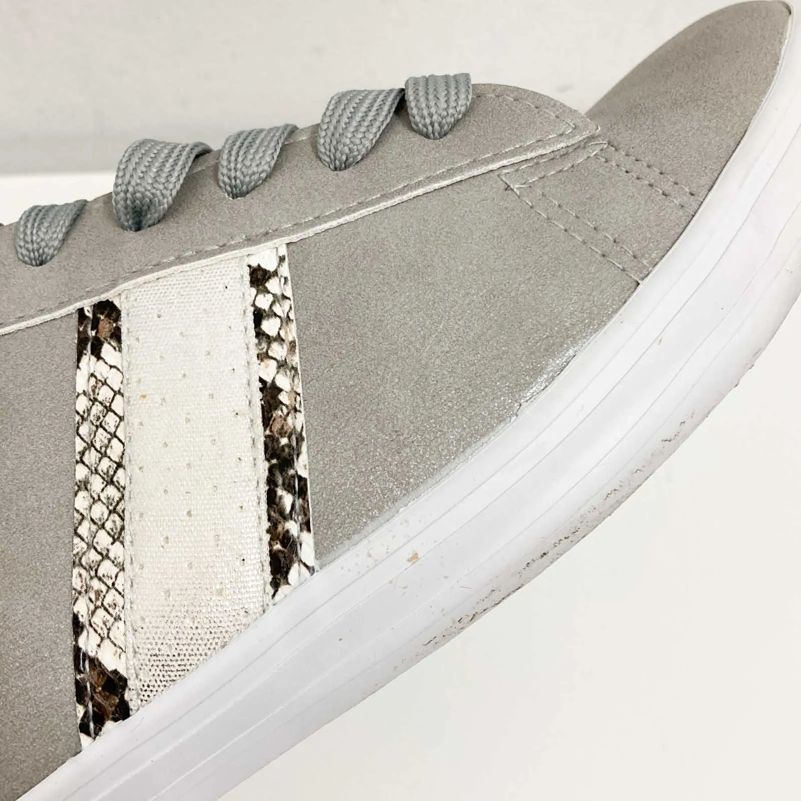 Evans Grey Snake Detail Lace Up Trainers UK 10E