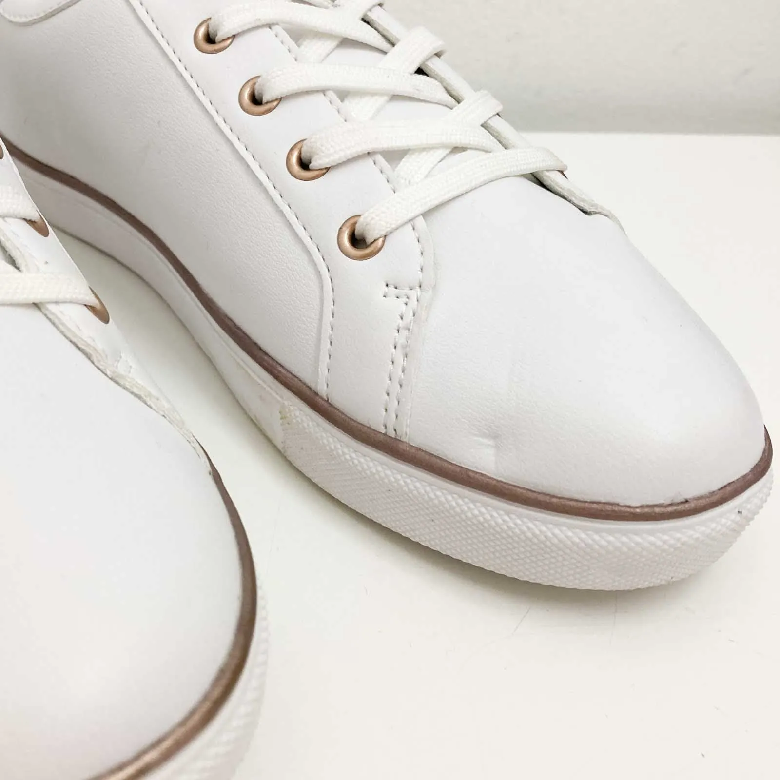 Evans White Faux Leather Lace Up Trainers UK 4E