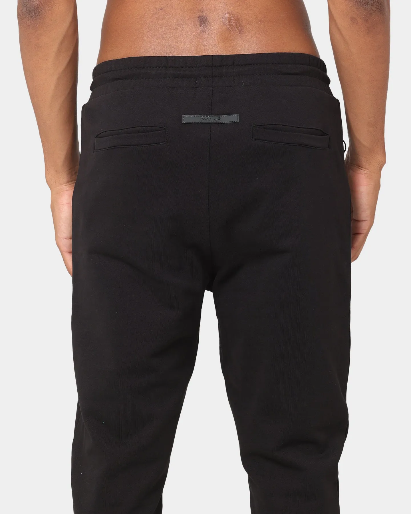 PYRA Classic Trackpants Black