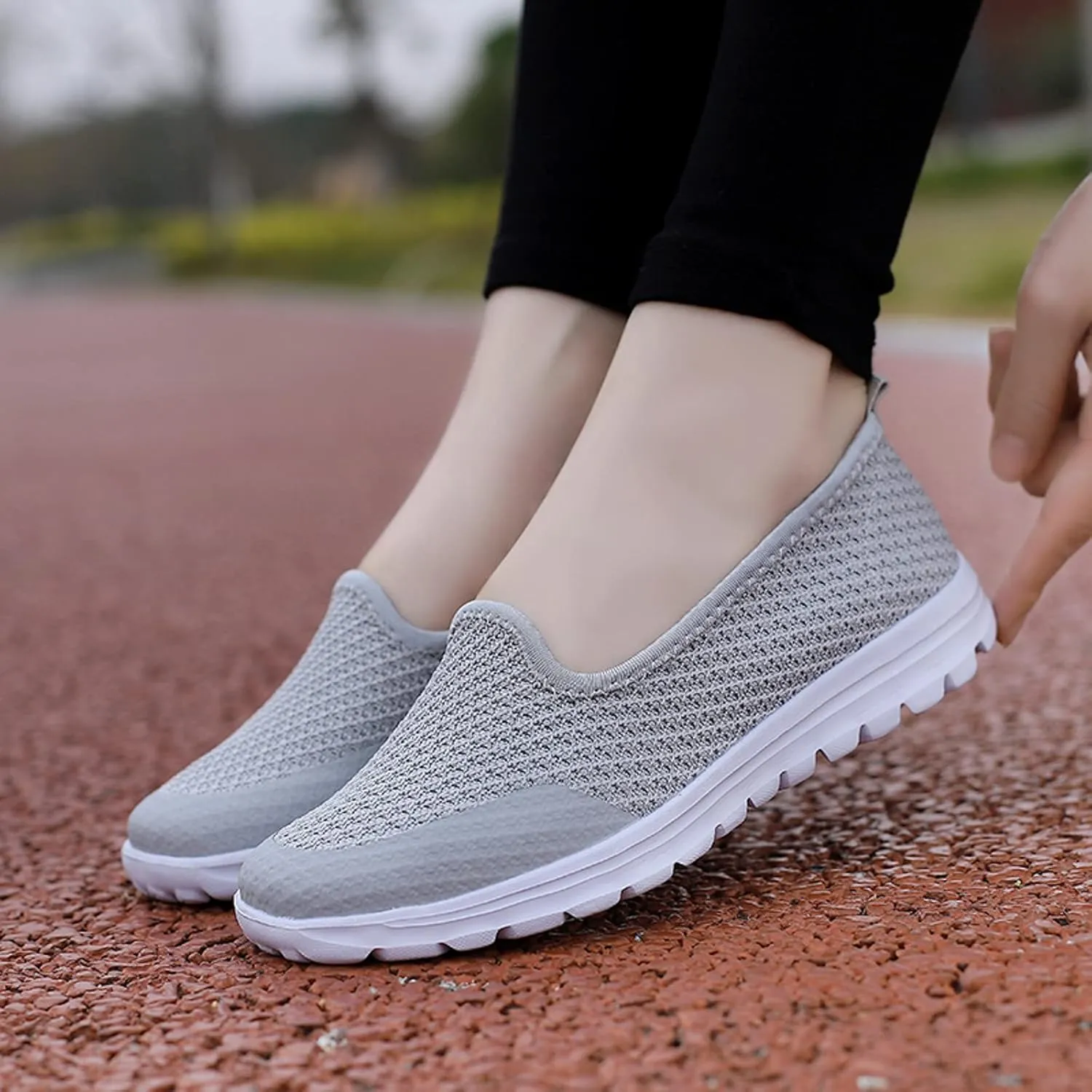 Women Casual Shoes Fashionable and Simple Solid Color New Pattern Summer Mesh Breathable Womens Casual Dress Shoes Wide