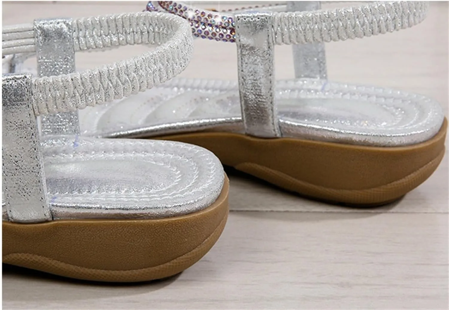 Women's Flat Sandals Summer Beach Sandal T-Strap Rhinestone Beaded Bohemia Shoes