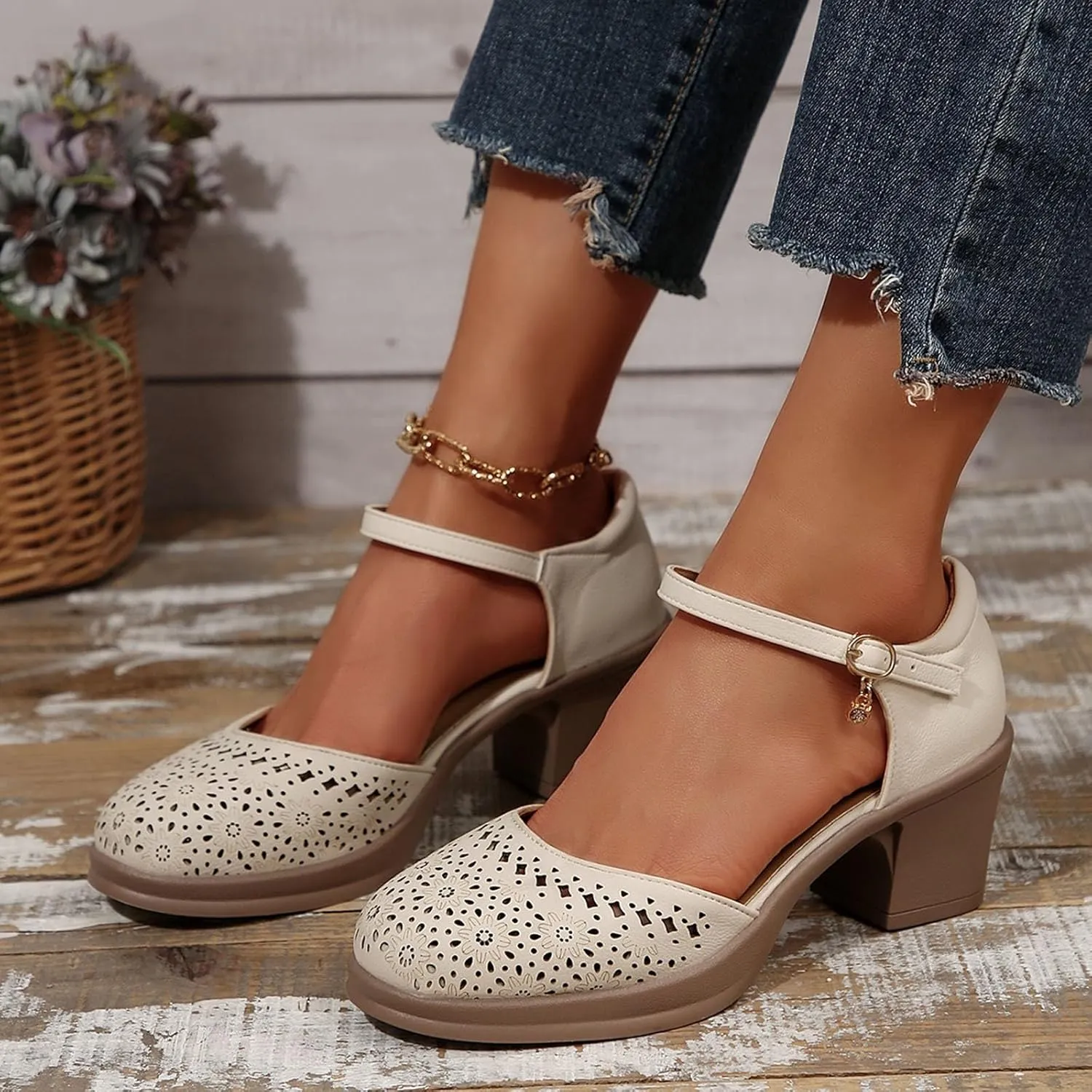 Women's Sandals Casual Wear Closed Toe Hollow Design Wedge Heel Ideal Summer Womens Metallic Dress Sandals
